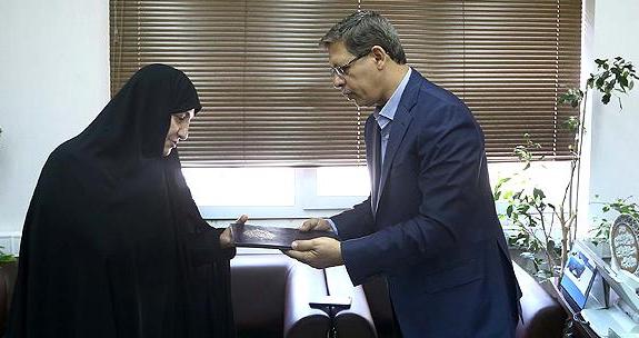 انتصاب اولین مدیرکل زن در پارلمان جمهوری اسلامی ایران+تصویر