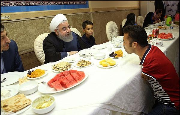 دیدار پدیده انتخابات شوراهای استان با رییس‌جمهور+عکس