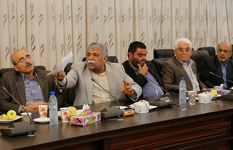 آنچه که در نشست فعالان اقتصادی استان با معاون وزیر اقتصاد گذشت