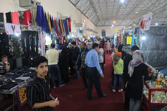 نمایشگاه فروش بهاره در بوشهر آغاز به کار کرد+تصویر
