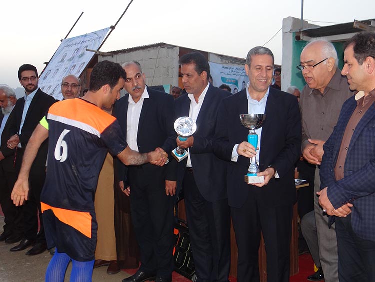 اختتامیه جشنواره فرهنگی ورزشی شهدای روستای زائر عباسی برگزار شد