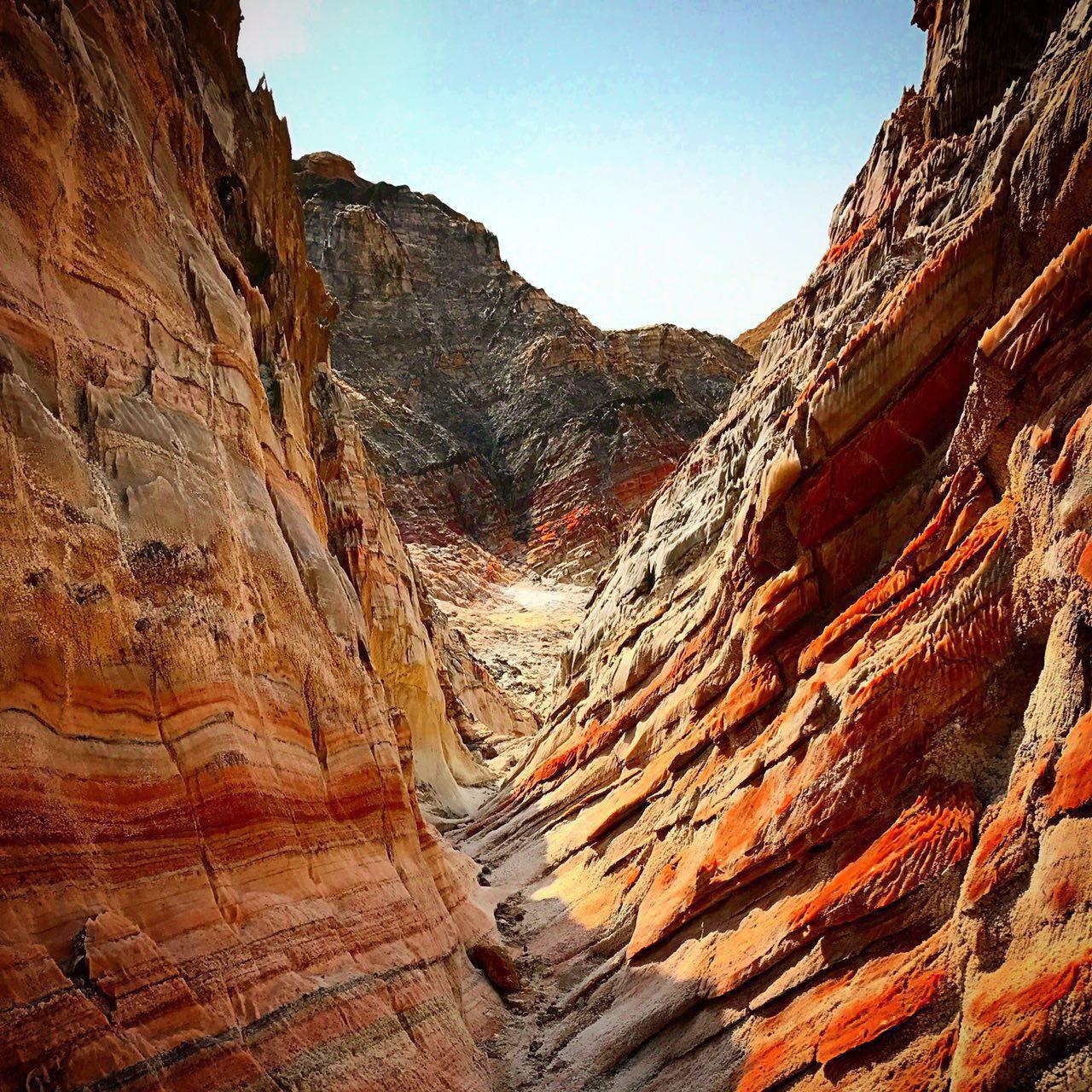 ورود گردشگران به کوه نمک دشتی ممنوع است