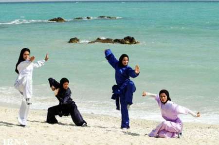 بانوان گناوه برای ورزش فضای کافی ندارند