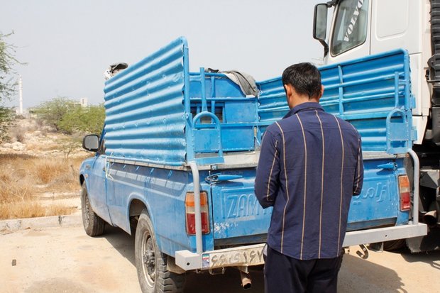 دستگیری سارق به همراه خودروی سرقتی در کنگان