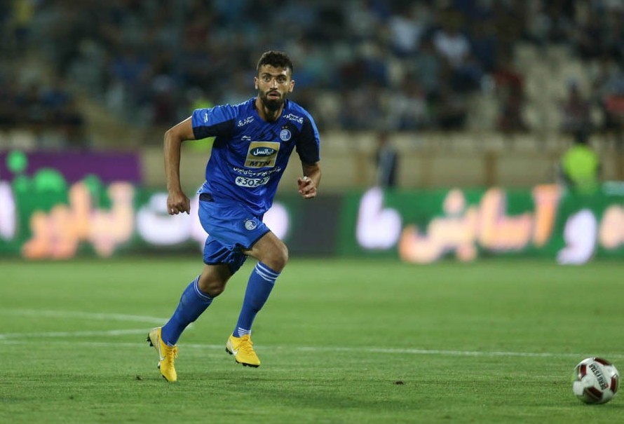 اولین بازی رسمی مدافع برازجانی با لباس استقلال