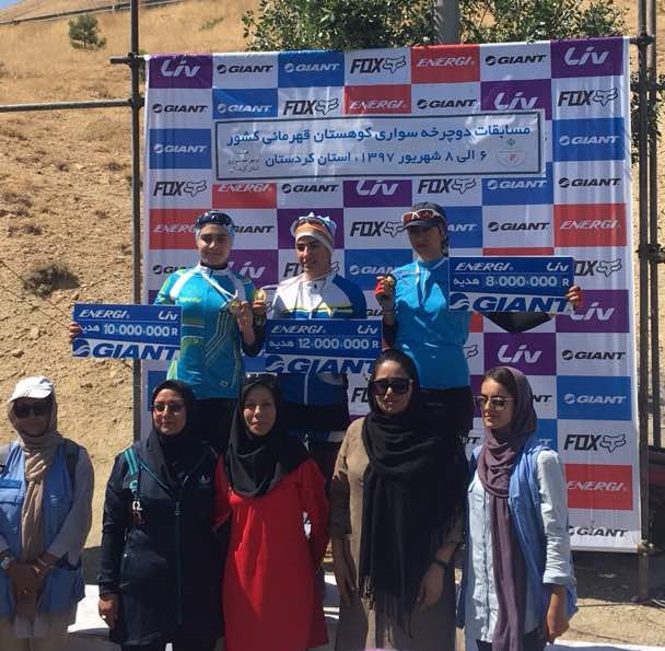 قهرمانی دختر دوچرخه سوار بوشهری در رقابت های انتخابی تیم ملی