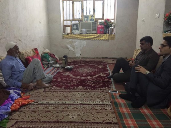 دیدار فرماندار وتمامی  مدیران ادارات شهرستان بوشهر  با خانواده شهدا +عکس