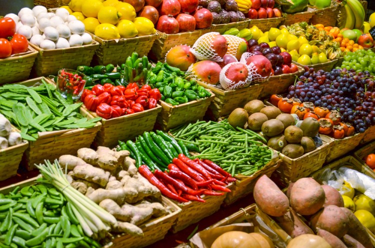 کارشناس علوم پزشکی:میوه و سبزی را با آب و چند قطره مایع ظرفشویی ضدعفونی کنید