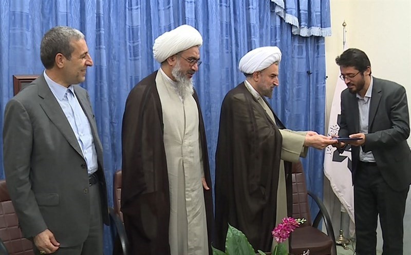 سرپرست دانشگاه مذاهب اسلامی استان بوشهر منصوب شد
