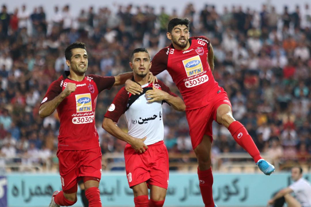 شب تلخ فوتبال بوشهر/ شاهین شهرداری ۰ پرسپولیس ۵