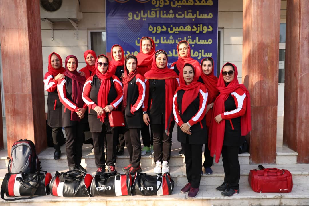 بانوان بوشهری، قهرمان مسابقات شنا کارکنان بنادر کشورشدند
