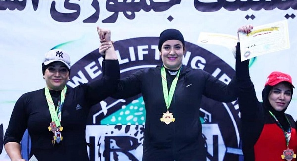 کسب دو مدال طلا پاورلیفتینگ قهرمانی کشور توسط دو بانوی بوشهری