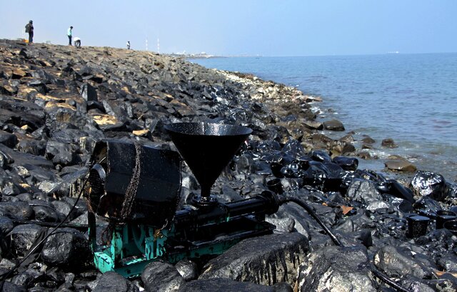 فاجعه‌ زیست‌محیطی پسماندهای خلیج‌فارس