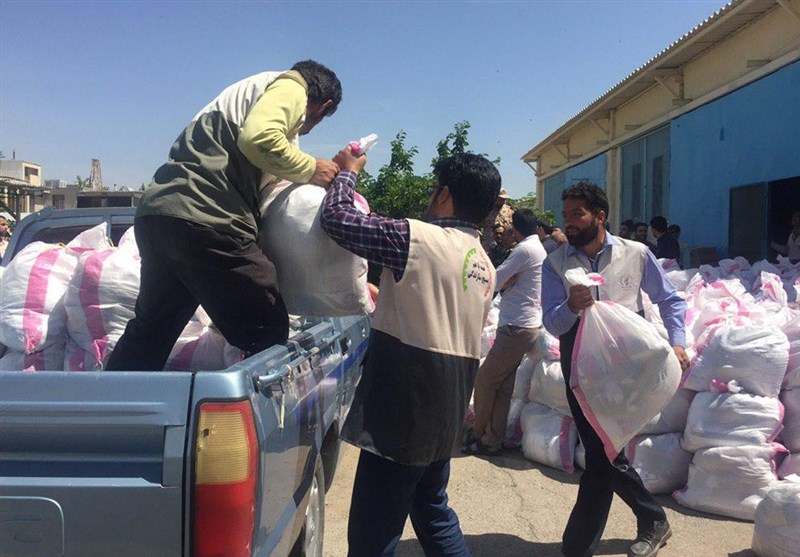 توزیع ۱۴۰۰ بسته حمایتی توسط سپاه بوشهر در مناطق سیل‌زده سیستان و بلوچستان