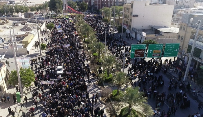 راهپیمایی یوم الله ۲۲ بهمن در بوشهر+تصویر هوایی