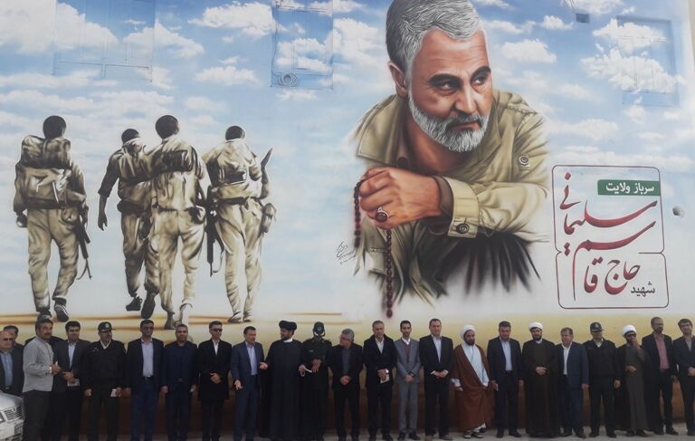 رونمایی از طرح سردار شهید سلیمانی در گناوه +عکس
