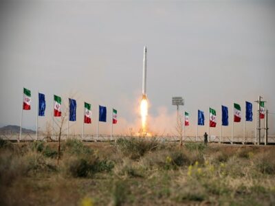 سپاه دومین ماهواره خود به نام «نور۲» را به فضا پرتاب کرد