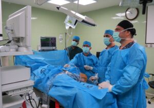 جراحی رباط صلیبی بدون پیچ گذاری در بوشهر