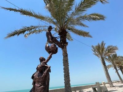 المان «خانواده باغبان» در ساحل بوشهر نصب شد+عکس