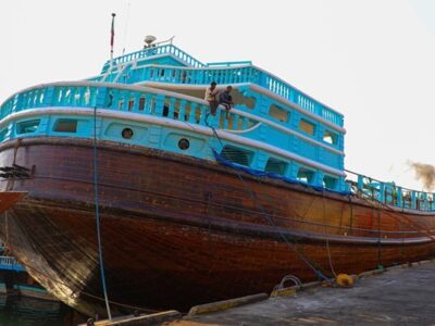 لنج سرقتی بوشهر در هرمزگان پیدا شد!