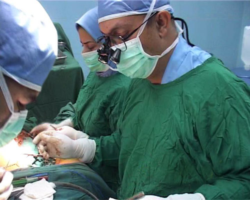 جراحی اطفال در بیمارستان بوشهر با حضور عضو هیات علمی دانشگاه شیراز