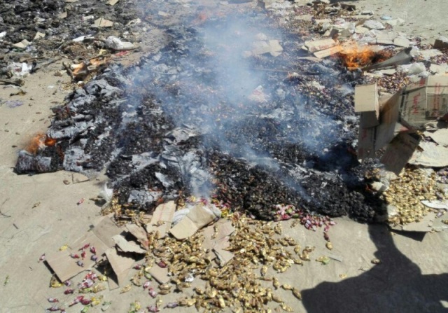 کشف و  انهدام بیش از ۸۵۰کیلو گرم شکلات و شیرینی فاسد در شهرستان بوشهر