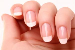 حکم وضو و غسل با ناخن مصنوعی کاشته شده