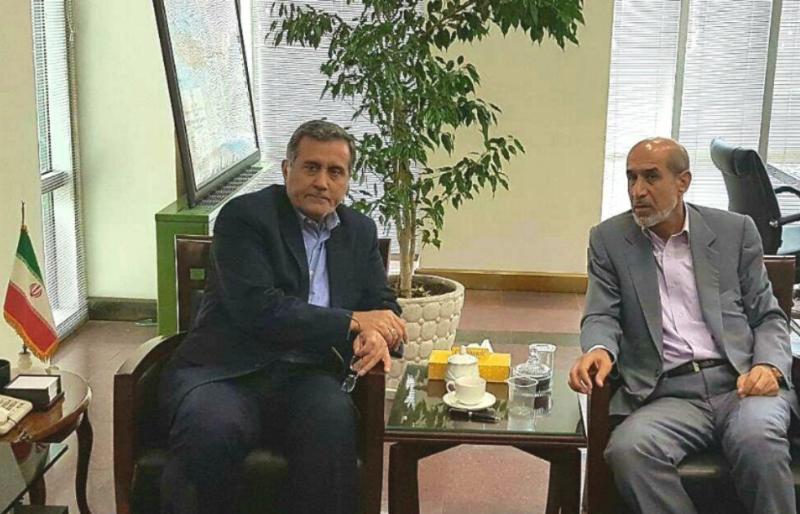 شهریاری:راه های مواصلاتی دشتی و تنگستان بهسازی شود