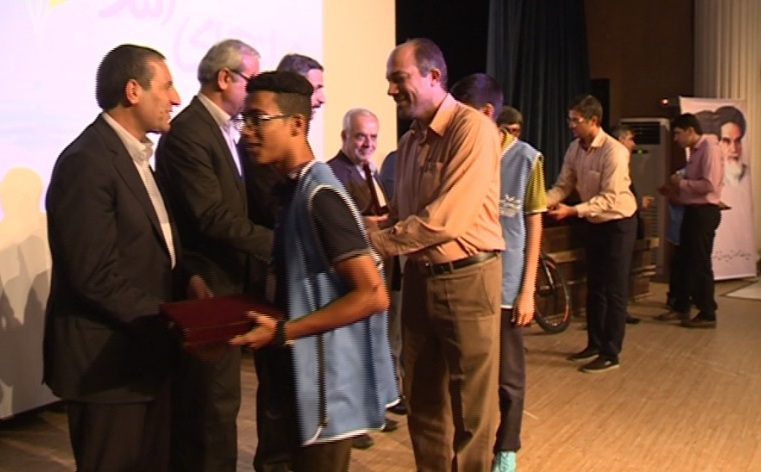 ارتقاء رتبه معدل دانش‌آموزان استان در کشور