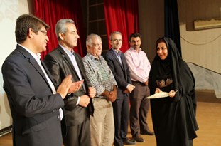 نخستین جشنواره تئاتر خورموج به کارش پایان داد