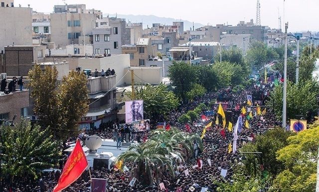 تجلیل ملی از قهرمان اسلام و ایران