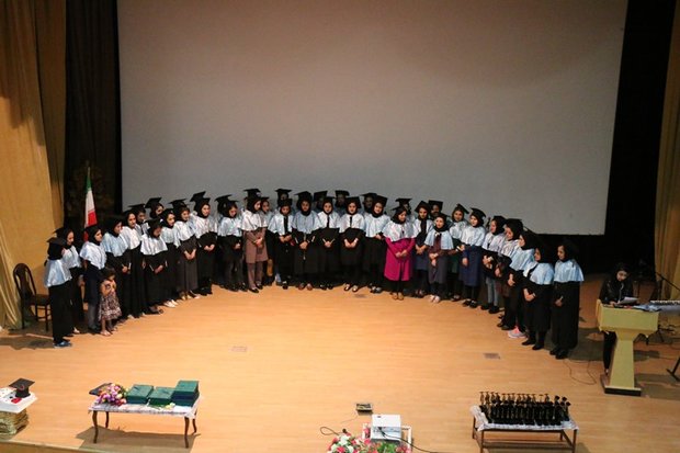 جشن فارغ التحصیلی دانشجویان دانشگاه پیام نور گناوه برگزار شد+عکس