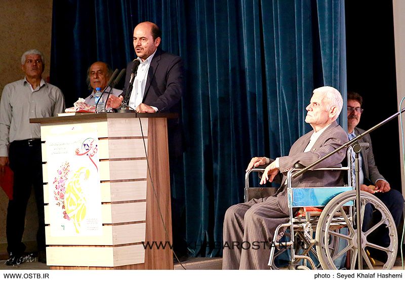 از بازنشستگان کشوری استان تجلیل و از دو کتاب رونمایی شد+تصویر