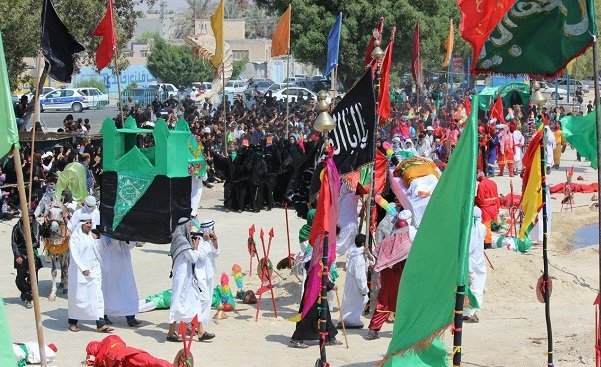 شبیه‌خوانی واقعه روز عاشورا در دیر برگزار شد+تصویر