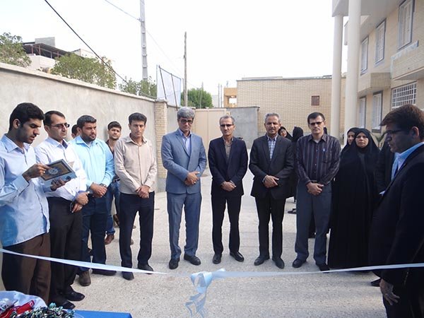 نمایشگاه کتاب در خورموج گشایش یافت