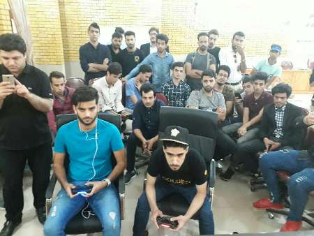 بوشهری ها جز برترین های بازی های فوتبال رایانه ای منطقه جنوب کشور