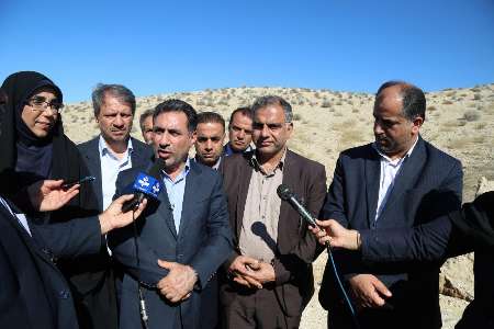 معاون وزیر راه و شهرسازی:خط ریلی شیراز به جم و عسلویه اجرایی می شود