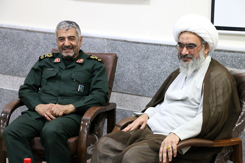 فرمانده کل سپاه پاسداران با نماینده ولی فقیه در استان دیدار کرد+تصویر