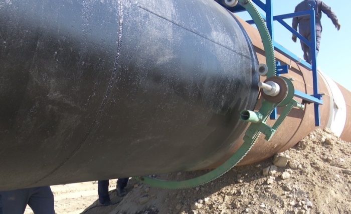 برای نخستین بار در کشور؛ ساخت دستگاه نوار پیچ اتوماتیک خطوط انتقال گاز در بوشهر+عکس