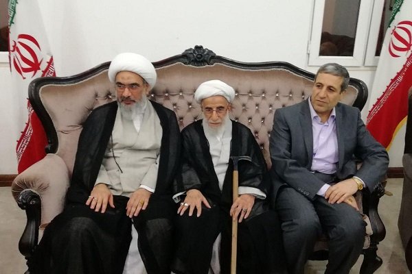 رئیس مجلس خبرگان رهبری به بوشهر سفر کرد+جزئیات سفر