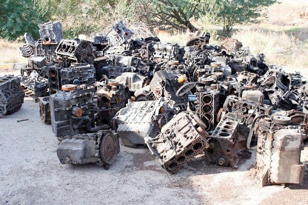 کشف کارگاه تعویض غیرقانونی موتور خودرو در کنگان