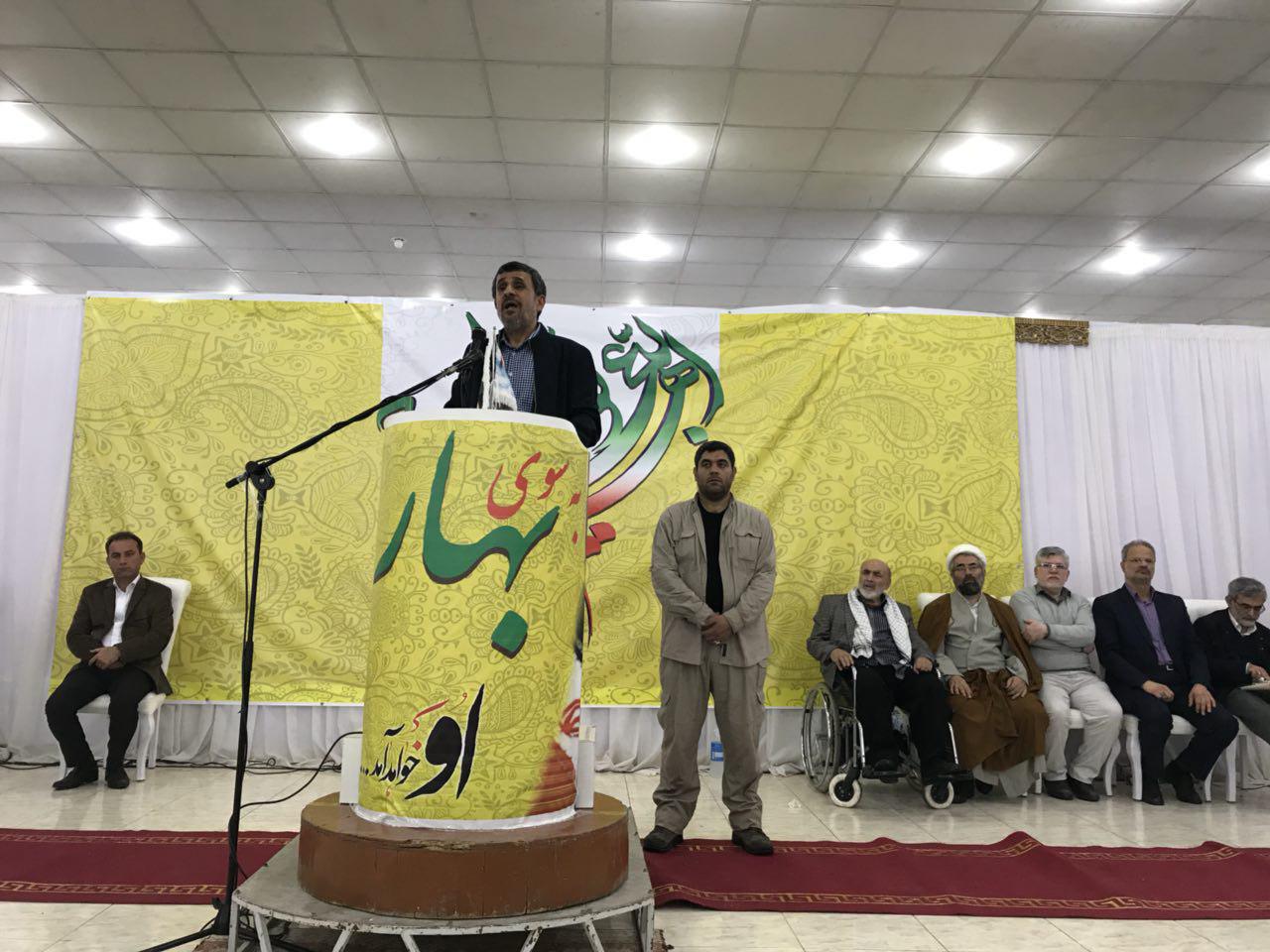 حضور احمدی نژاد در بوشهر+تصاویر و حواشی