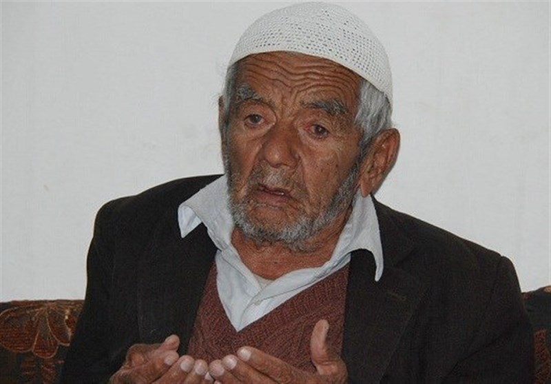 پدر شهیدان پورمحمد در شهرستان دشتی به فرزندان شهیدش پیوست