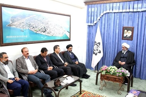 امام جمعه بوشهر: کوتاه‌نظری و کوچک‌بینی در استان بسیار زیاد دیده می‌شود