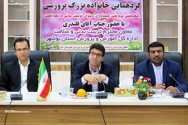 هر ۷۵۰ دانش‌آموز در استان یک مربی بهداشت دارند