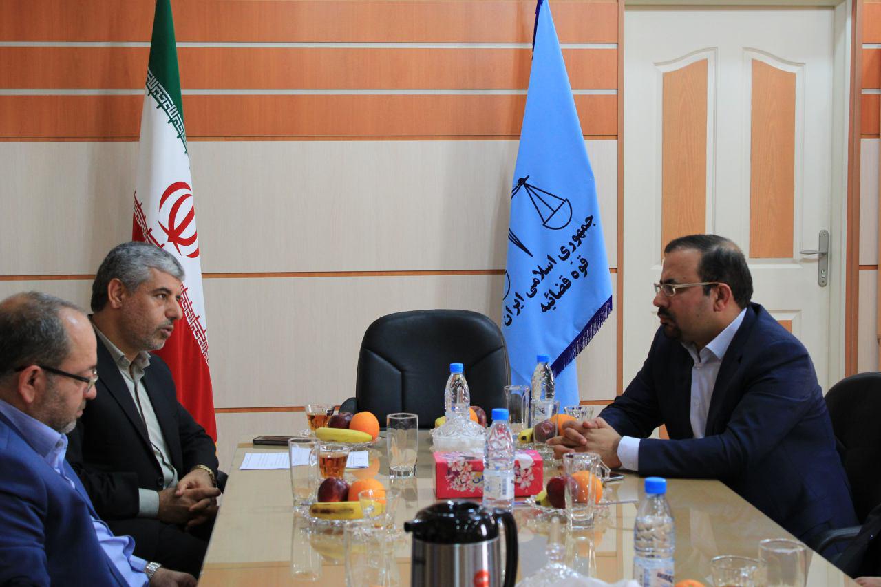 تقدیر صنعت نفت از حمایت محموعه قضایی استان+عکس