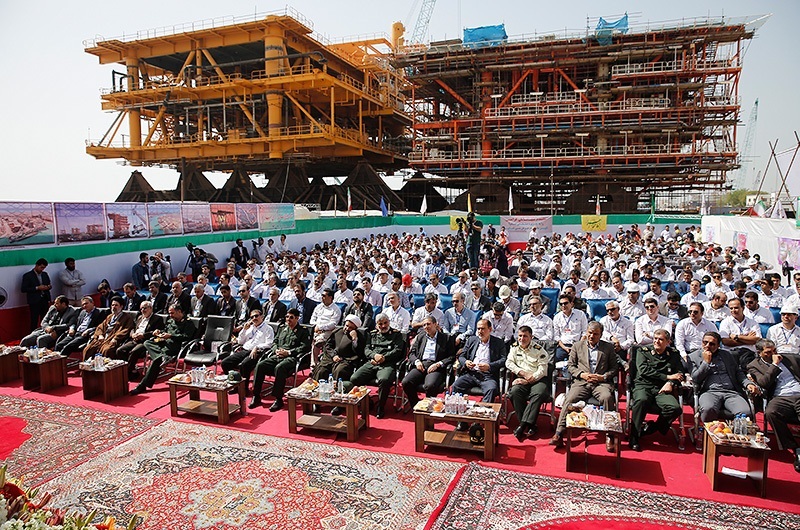 تصویر/بارگیری سکوی فاز ۲۲ میدان گازی پارس جنوبی از جزیره صدرا