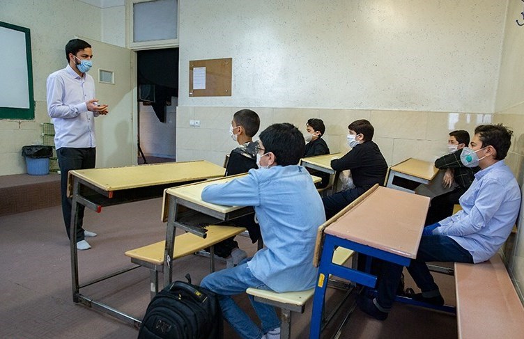 مدرسه غیردولتی ستاره دار و ۲ زبانه در استان بوشهر نداریم
