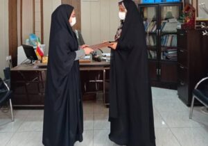 انتصاب اولین دهیار خانم در دیر