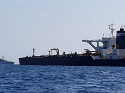 توقیف کشتی حامل سوخت قاچاق توسط سپاه بوشهر
